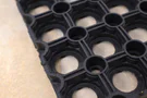 Venkovní čistící rohožka guma Domino 22mm - na ven i na doma