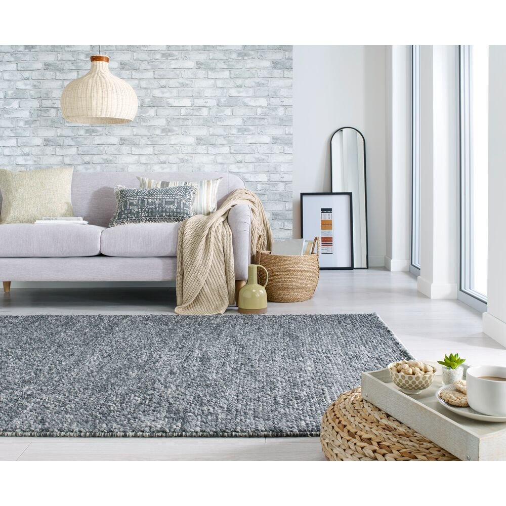 Kusový koberec Minerals Dark Grey 2