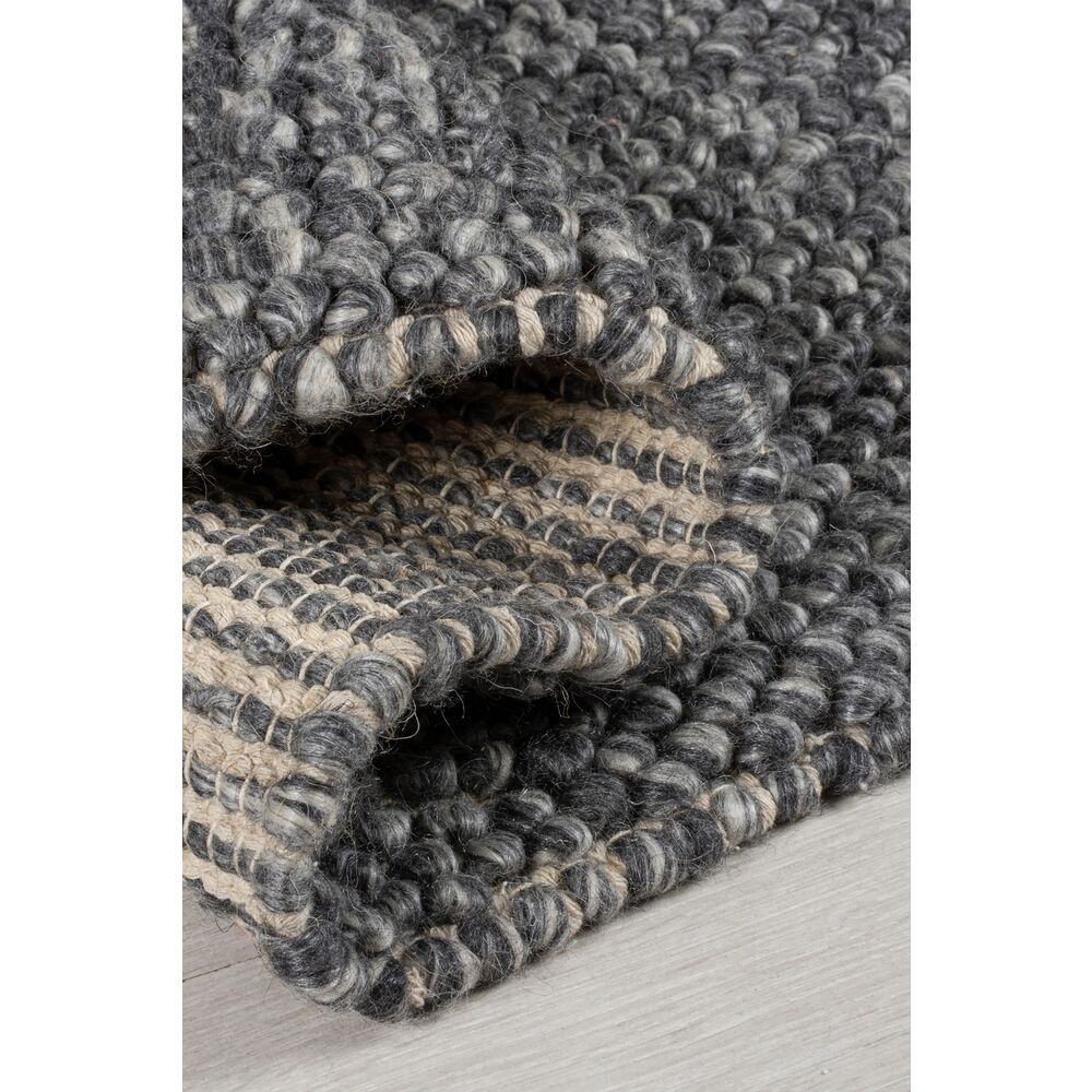 Kusový koberec Minerals Dark Grey 4