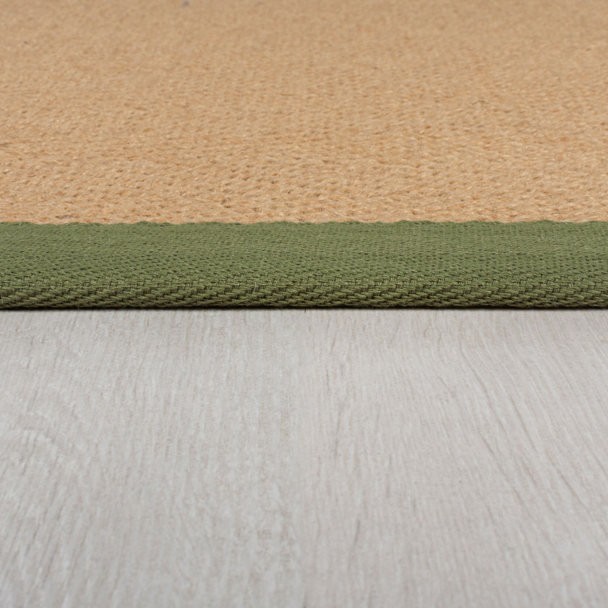 Kusový koberec Herringbone Border Kira Green 3