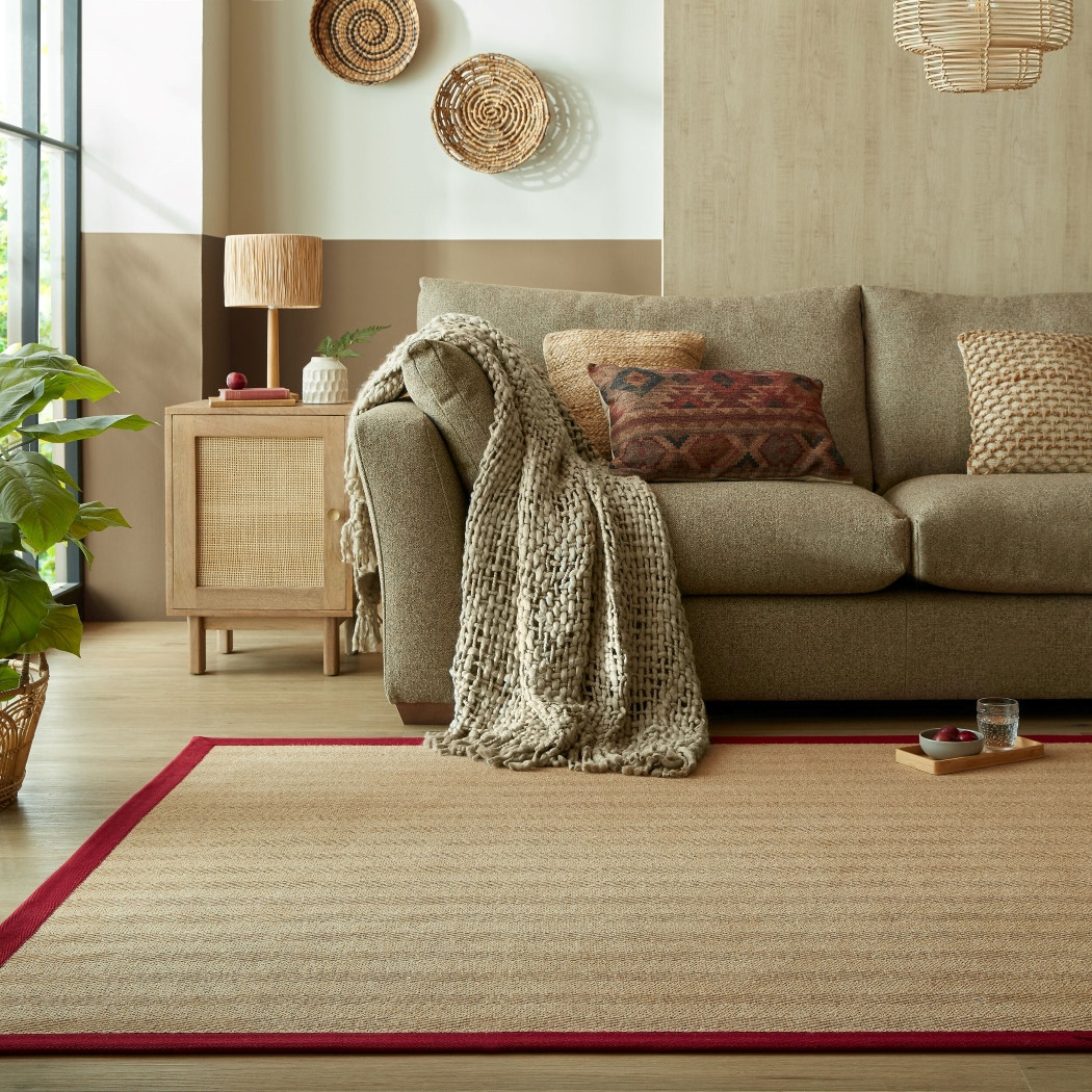 Kusový koberec Herringbone Border Kira Red 3