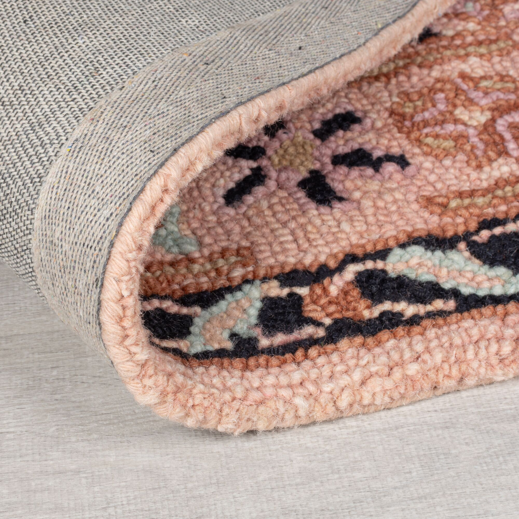 Kusový koberec Wool Loop Blossom Pink/Black 5
