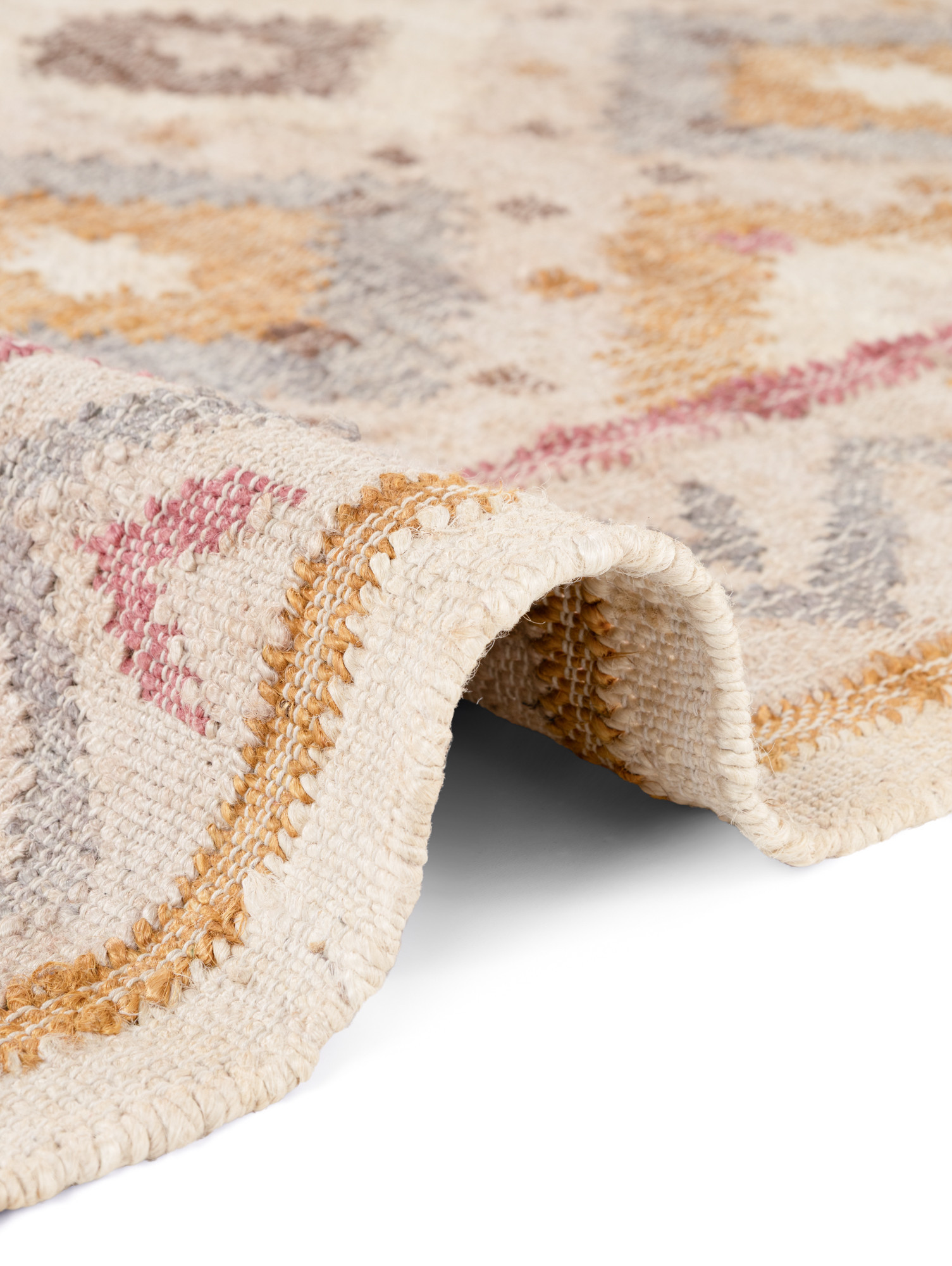 Kusový koberec Imani 106261 Cream/Multi z kolekce Elle 4