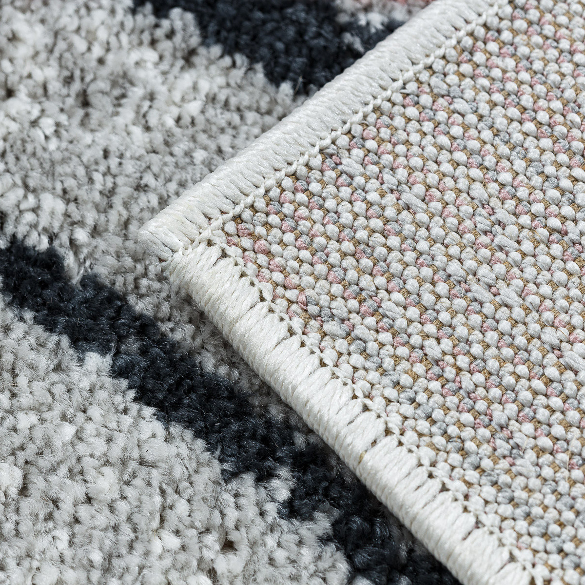 Kusový koberec Fusion 5868 white/dark pink 140x190 cm (obrázek 8)