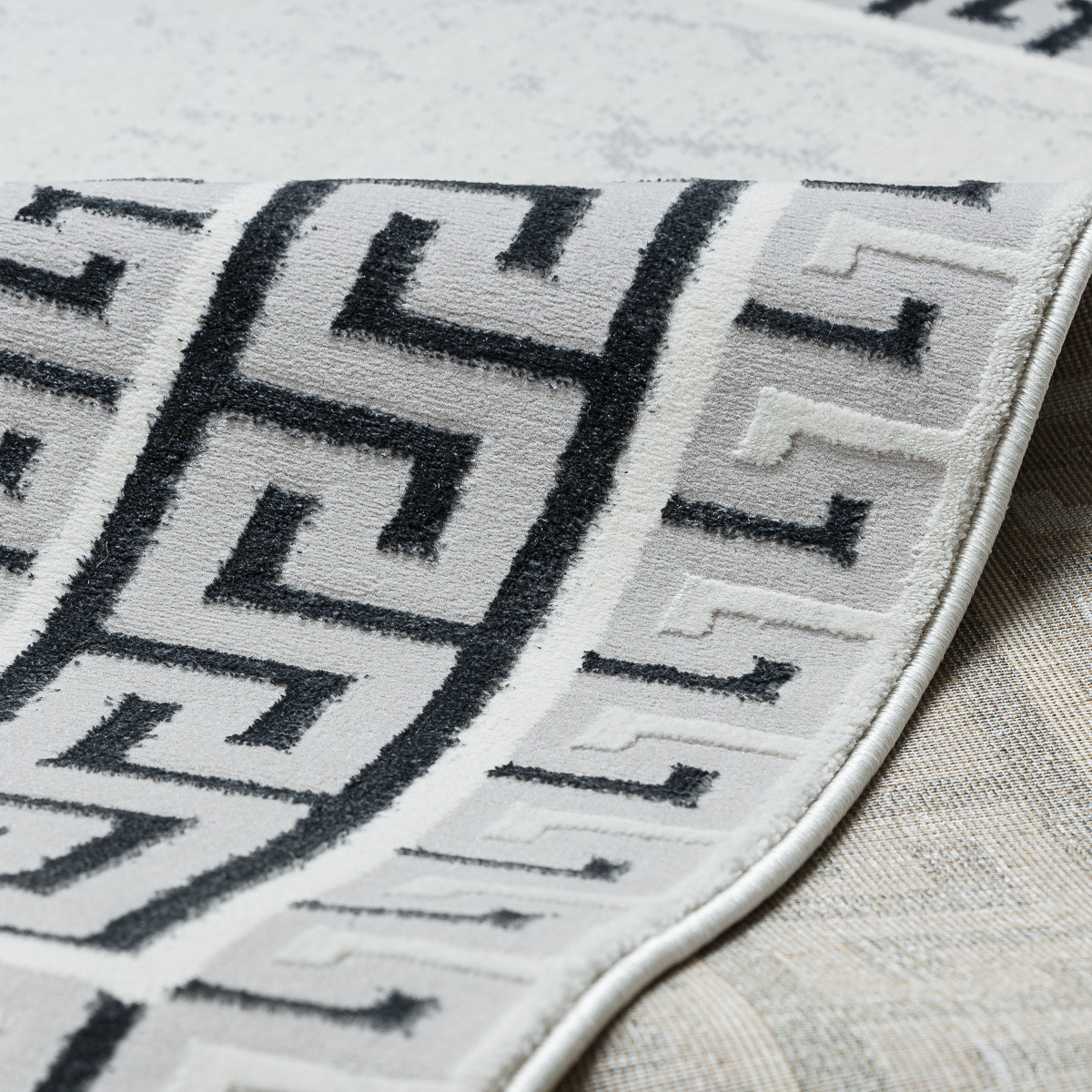 Kusový koberec Allure 1960 white/grey 4