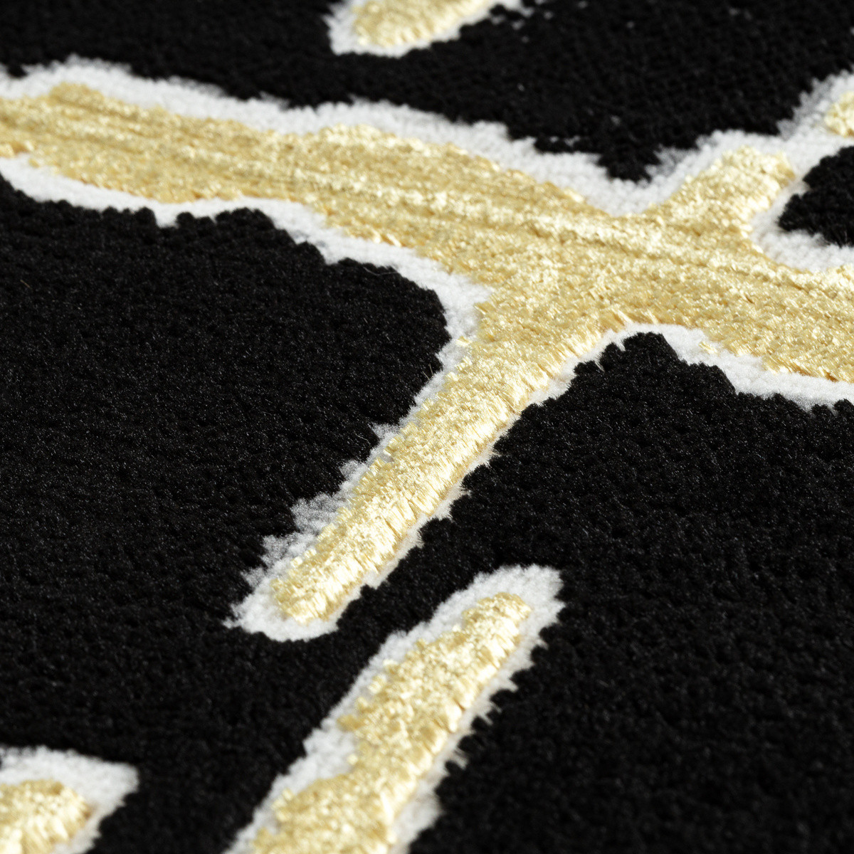 Kusový koberec Allure 1967 black/gold 5