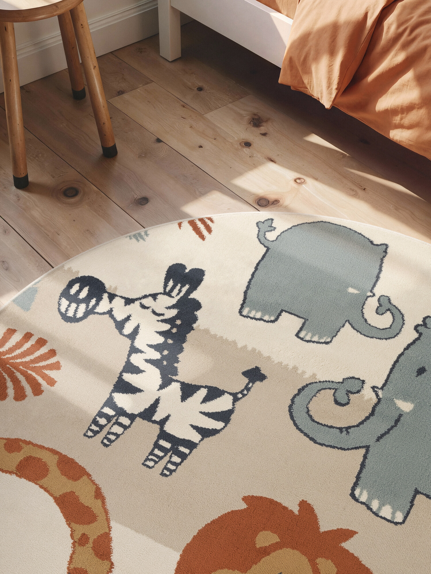 Dětský koberec Adventures 106409 Cream Multicolor kruh Kruh Ø 160 cm (obrázek 6)