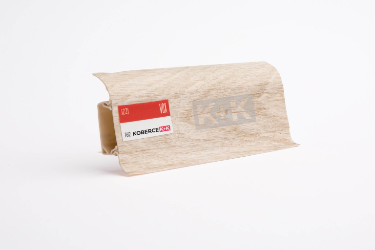 Obvodová soklová lišta plastová (pro PVC a vinyl) dub mléčný 762 - 250cm