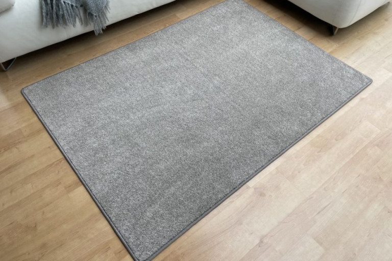 Kusový koberec Capri béžový