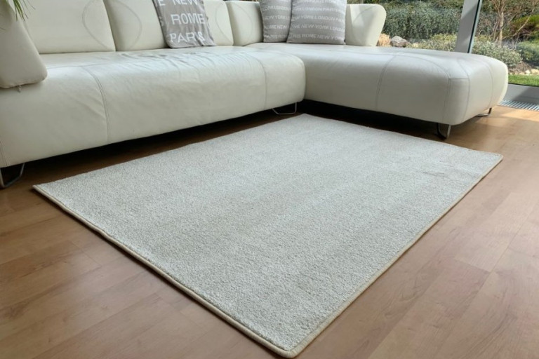 Kusový koberec Capri krémový