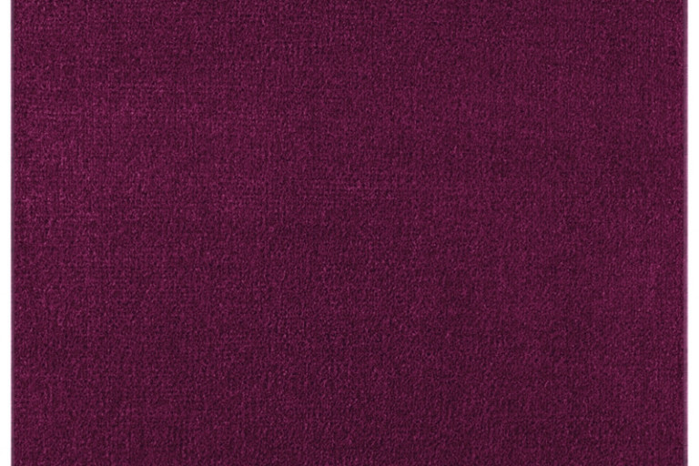 Kusový koberec Nasty 102368 Blackberry