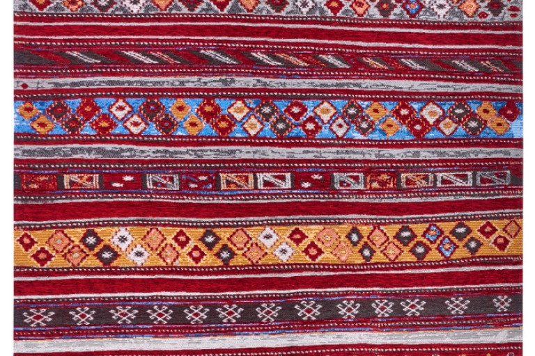 Kusový koberec Gobelin 105870 Dark Red Multicolored