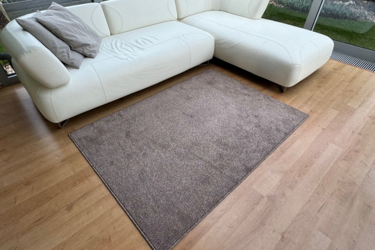Kusový koberec Apollo Soft hnědý