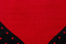 Kusový koberec Bambi 830 red - červené srdíčko