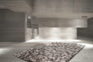 Ručně tkaný kusový koberec Stepstone 740 STONE