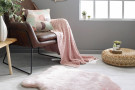Kusový koberec Freja Faux Fur Copenhagen Blush Pink