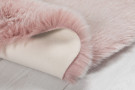 Kusový koberec Freja Faux Fur Copenhagen Blush Pink