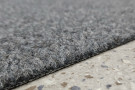 Zátěžový koberec Zenith 70 PB(tmavě šedý) - textilní podklad