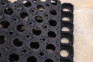 Venkovní čistící rohožka guma Domino 17mm - na ven i na doma