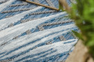 Kusový koberec Botanic 65242 Feathers navy – na ven i na doma