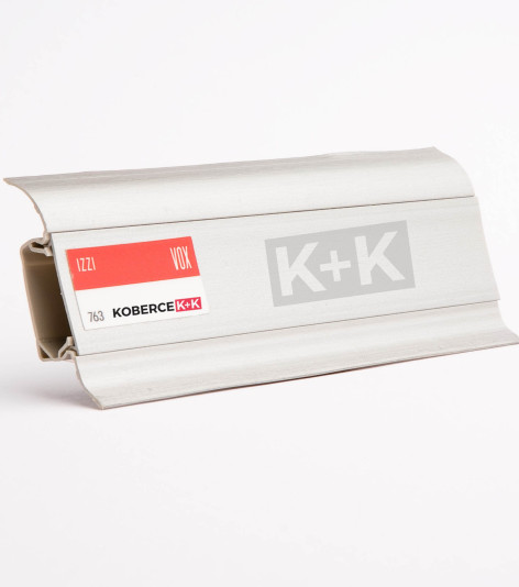 Obvodová soklová lišta plastová (pro PVC a vinyl) Argento 763 (stříbrná) - 250cm