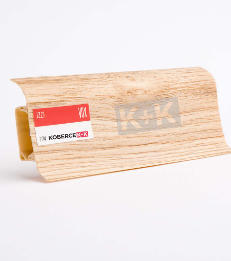 Obvodová soklová lišta plastová (pro PVC a vinyl) dub Liverpool 774 - 250cm