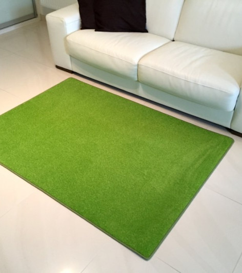 Kusový zelený koberec Eton